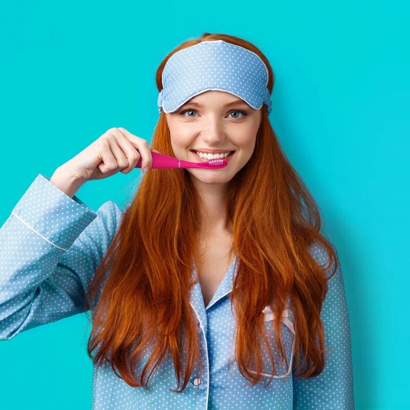 FOREO ISSA™ 4 Smile električna zobna ščetka od 5 let Wild Strawberry 1 kos