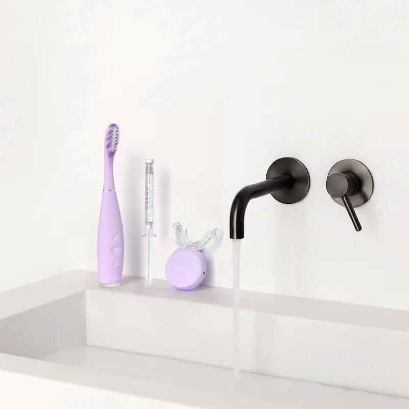 FOREO ISSA™ Teeth Whitening Set set za beljenje zob
