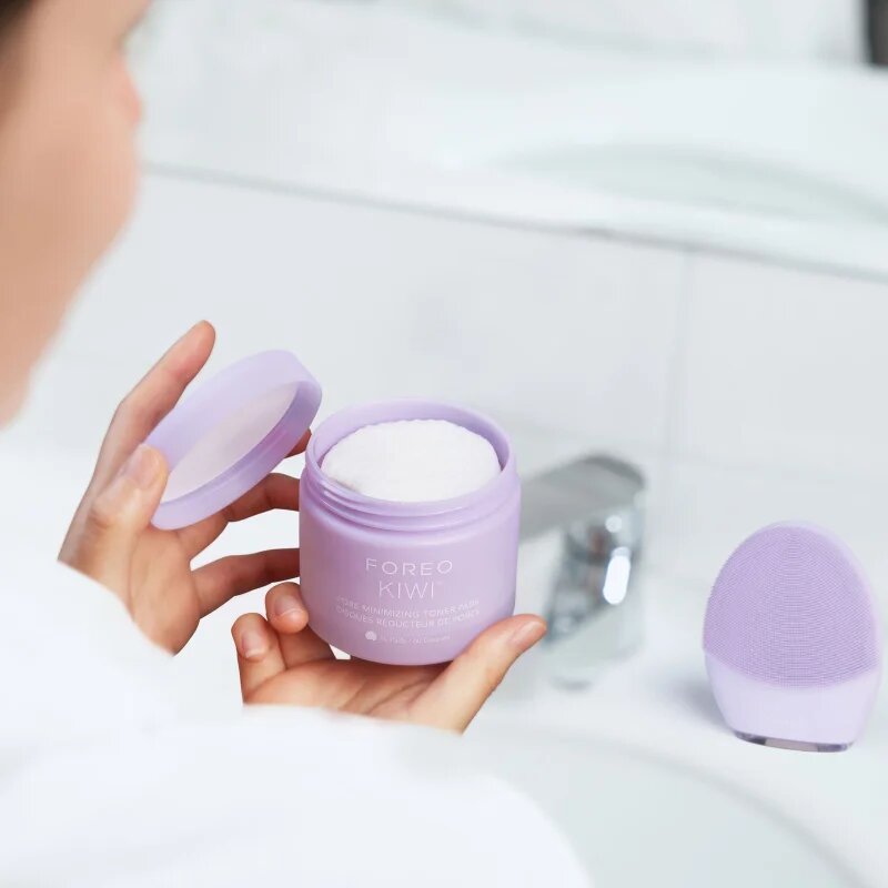 FOREO KIWI™ Pore Minimizing Toner Pads tonizirajoče blazinice za zmanjšanje por 60 kos