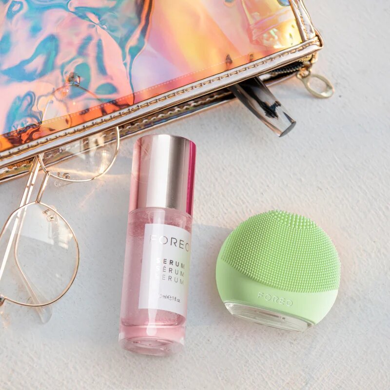 FOREO LUNA™4 Go čistilna sonična naprava za pot Pistachio