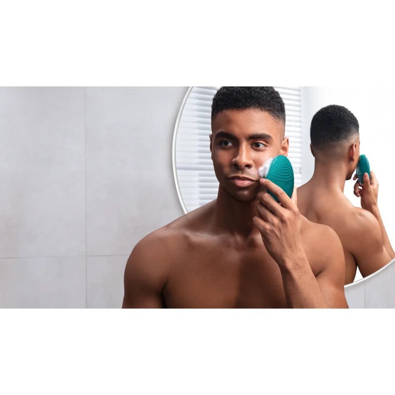 FOREO LUNA™4 Men masažna naprava za čiščenje in učvrstitev obraza za moške 1 kos