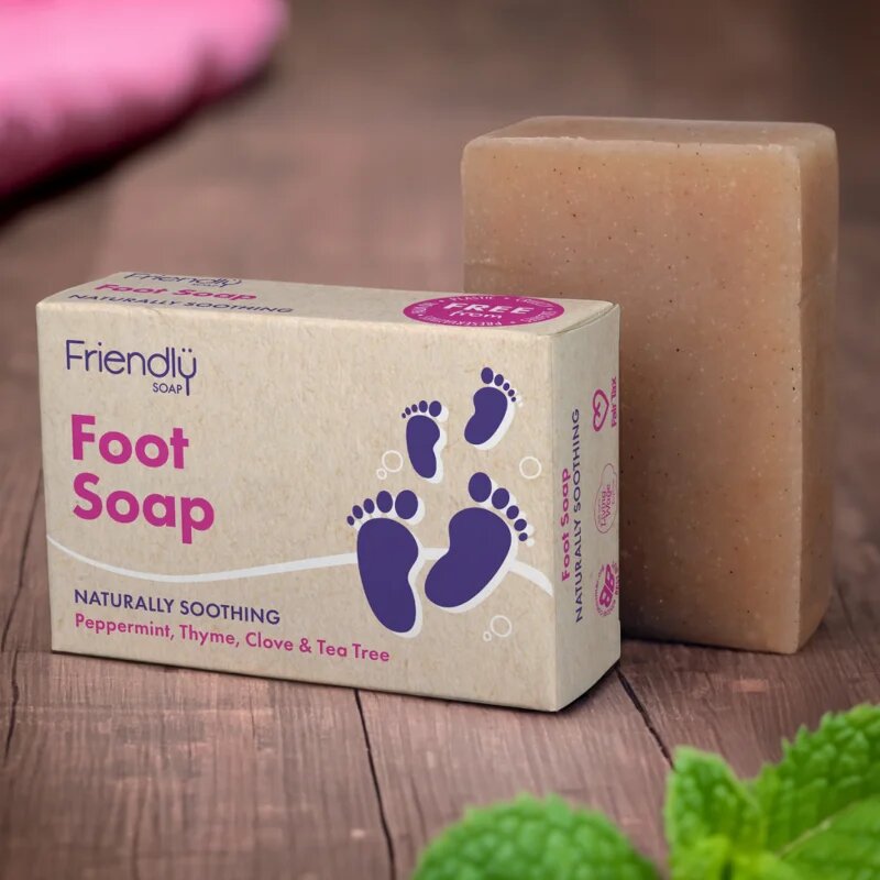 Friendly Soap Foot Soap naravno trdo milo za noge 95 g
