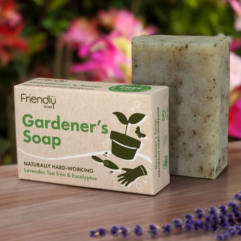Friendly Soap naravno trdo milo za vrtičkarje 95 g