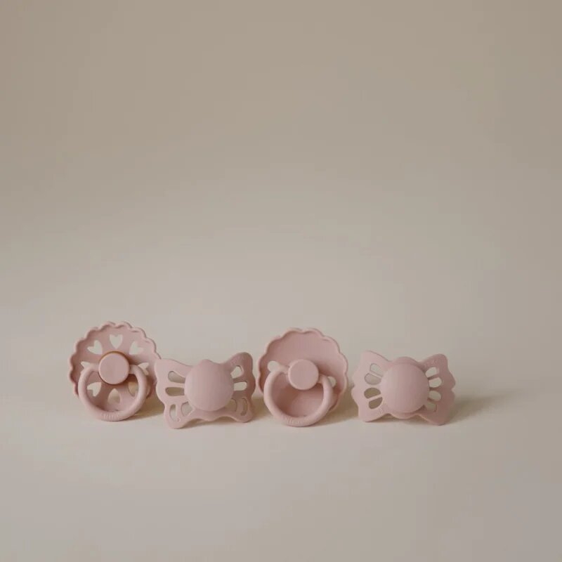 FRIGG Baby's First Pacifier​ Floral heart duda Blush