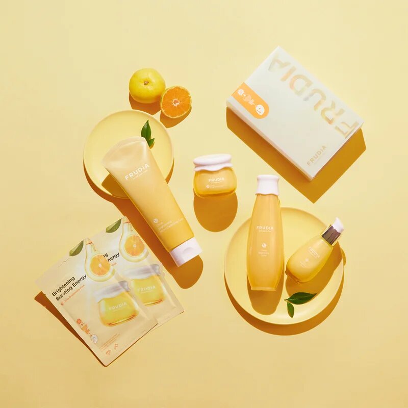 Frudia Citrus krema za posvetljevanje z vitaminom C 10 ml