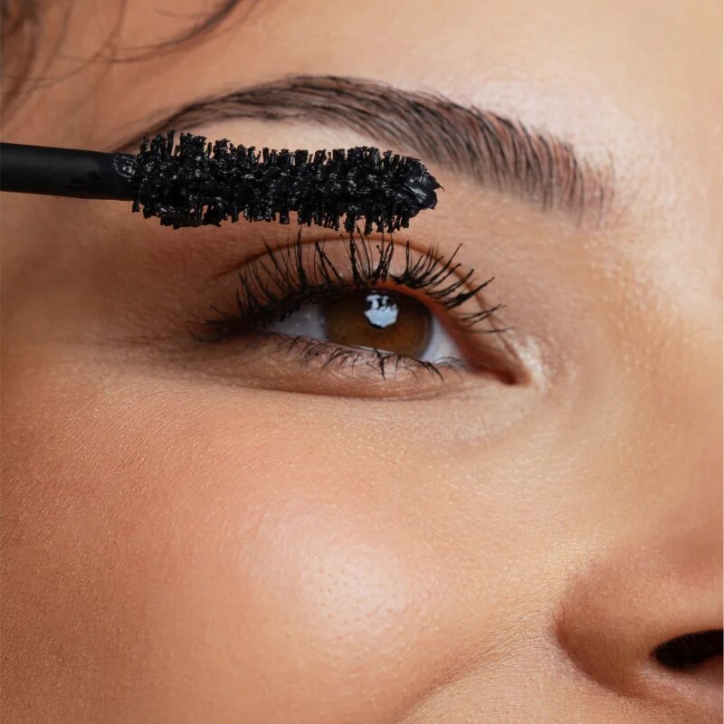 Gabriella Salvete Over The Moon 24H Volume & Curl dolgoobstojna maskara za volumen z diamantnim prahom odtenek Black 9.5 ml