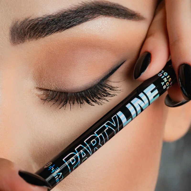 Gabriella Salvete Party Calling by Veronica Biasiol vodoodporno črtalo za oči odtenek Black 06 ml