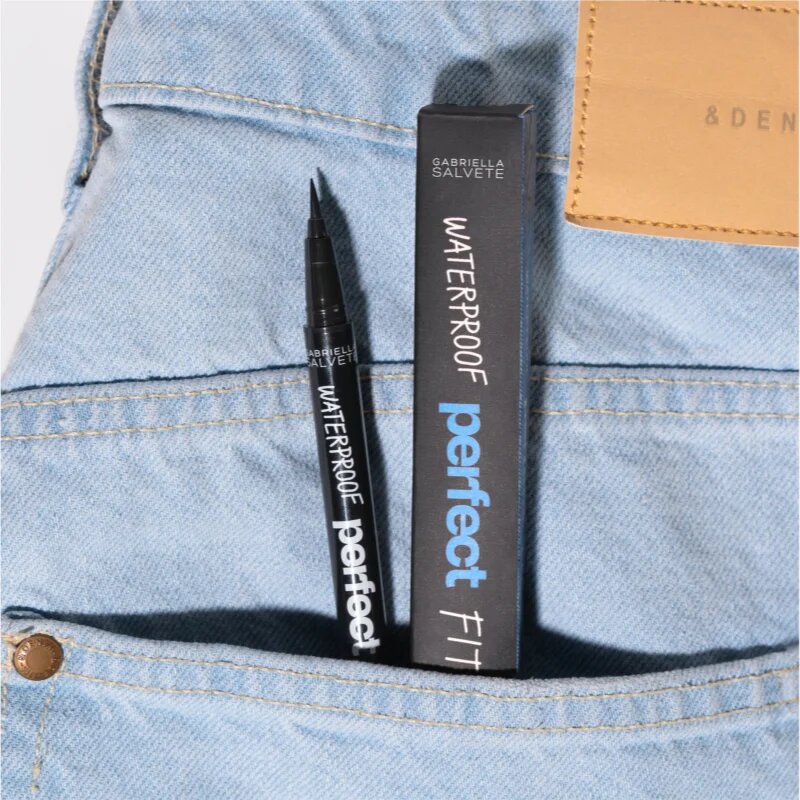 Gabriella Salvete Perfect Fit Waterproof vodoodporno tekoče črtalo za oči v peresu odtenek Black 0.6 ml