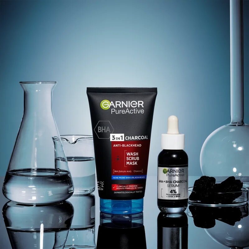 Garnier Pure Active Charcoal čistilni gel 3 v 1 proti črnim pikicam 150 ml