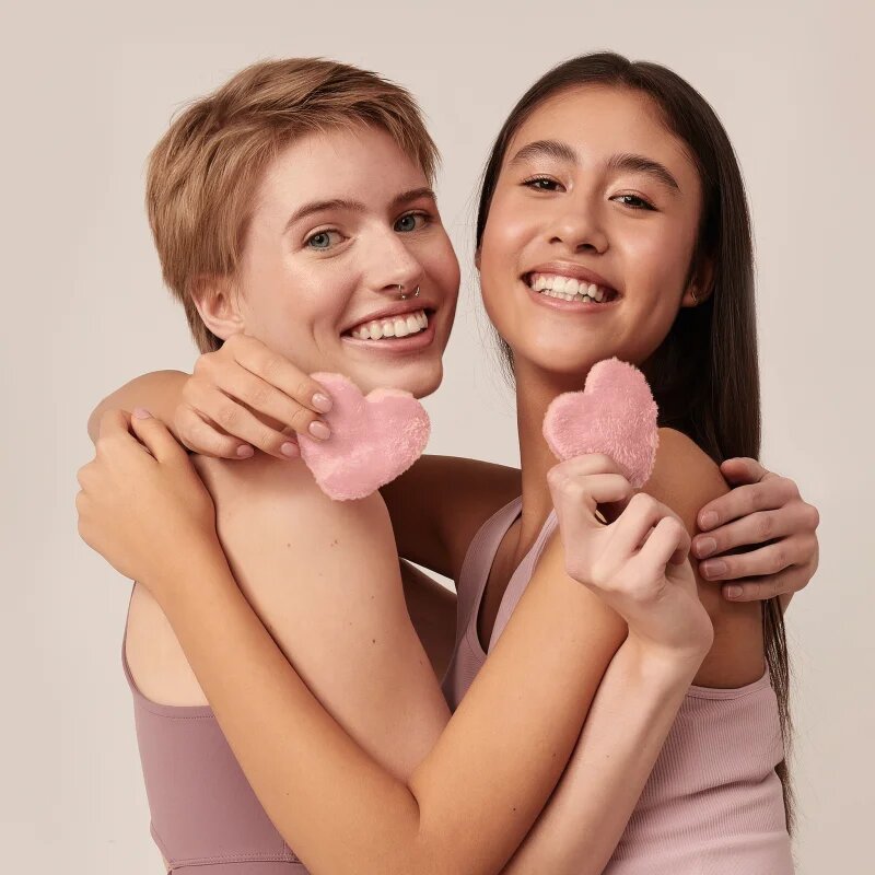GLOV Heart-Shaped Ultrasoft pralne blazinice za odstranjevanje ličil 5 kos