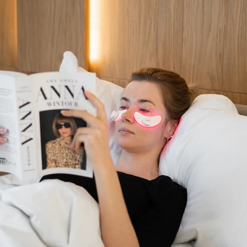 GLOV LunaEye Therapy Patches negovalna maska LED proti podočnjakom 1 kos