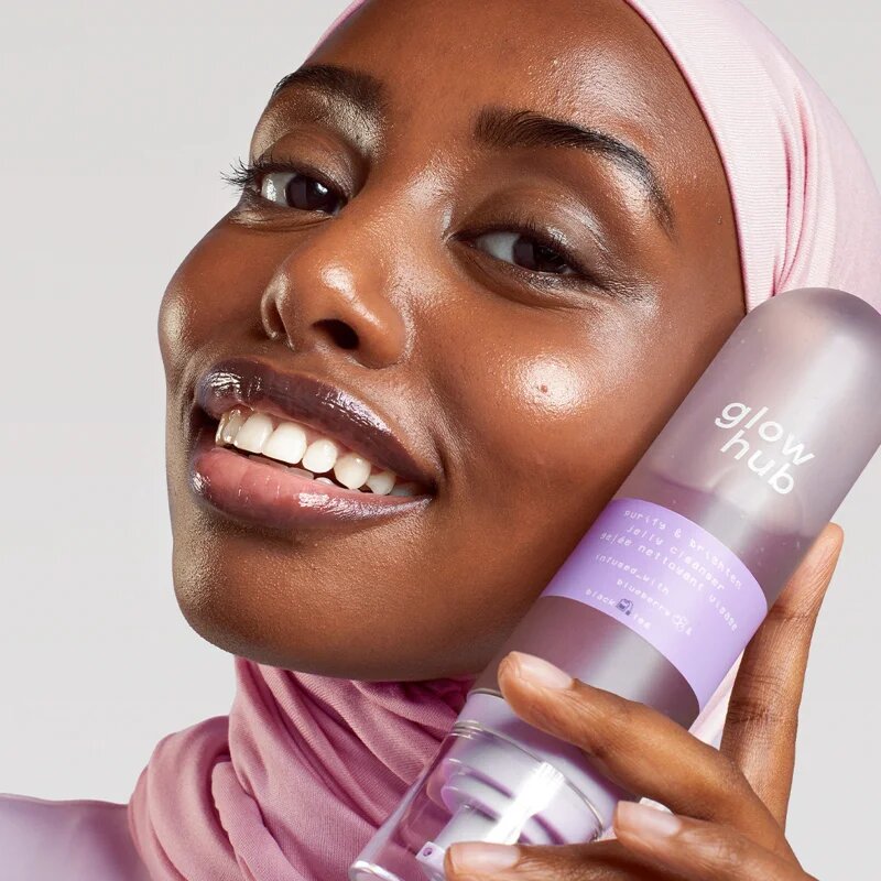 Glow Hub Purify & Brighten posvetlitveni čistilni gel 120 ml