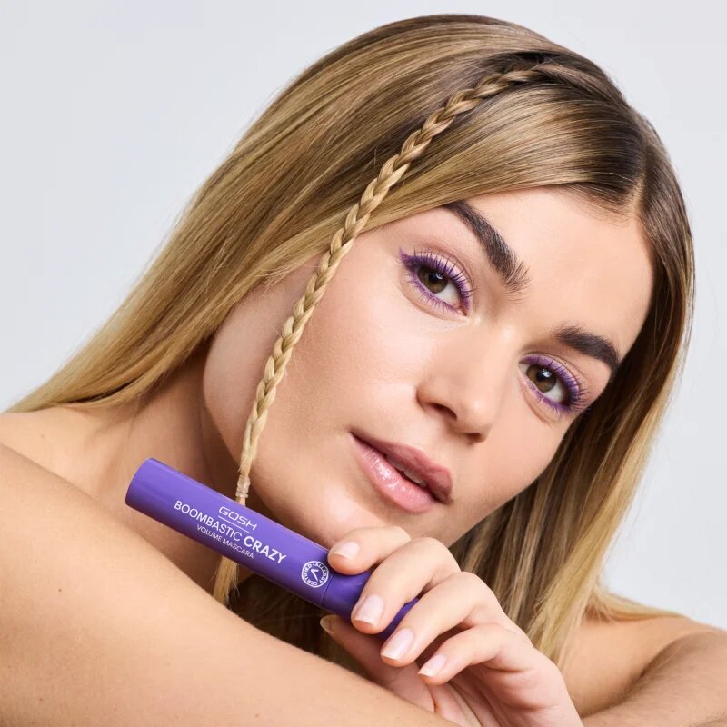 GOSH COPENHAGEN Boombastic maskara za volumen in privihanje trepalnic odtenek 006 Dusty Violet 13 ml