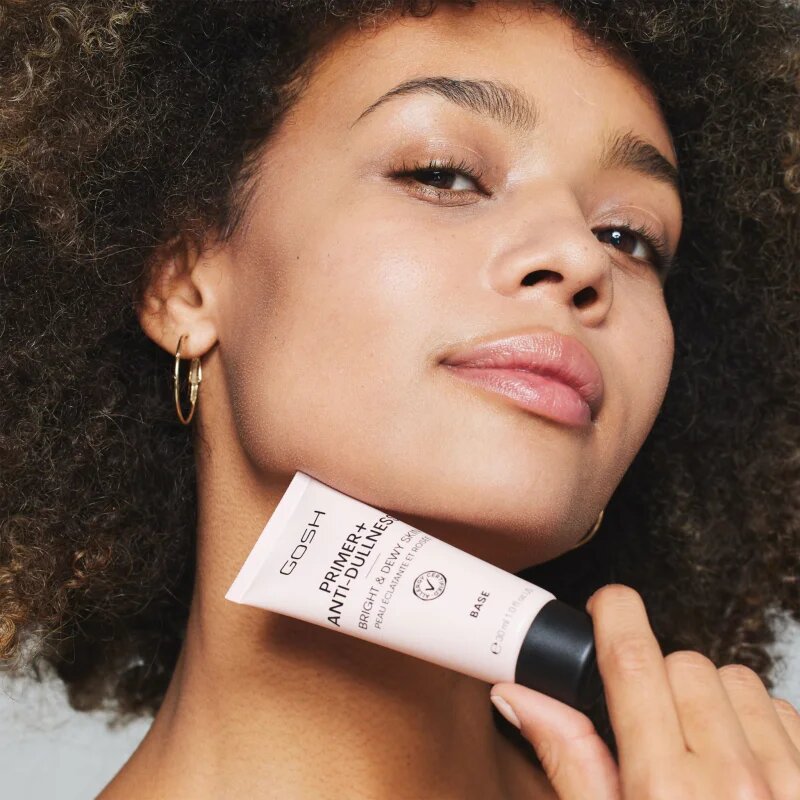 GOSH COPENHAGEN Primer Plus + posvetlitvena podlaga 30 ml