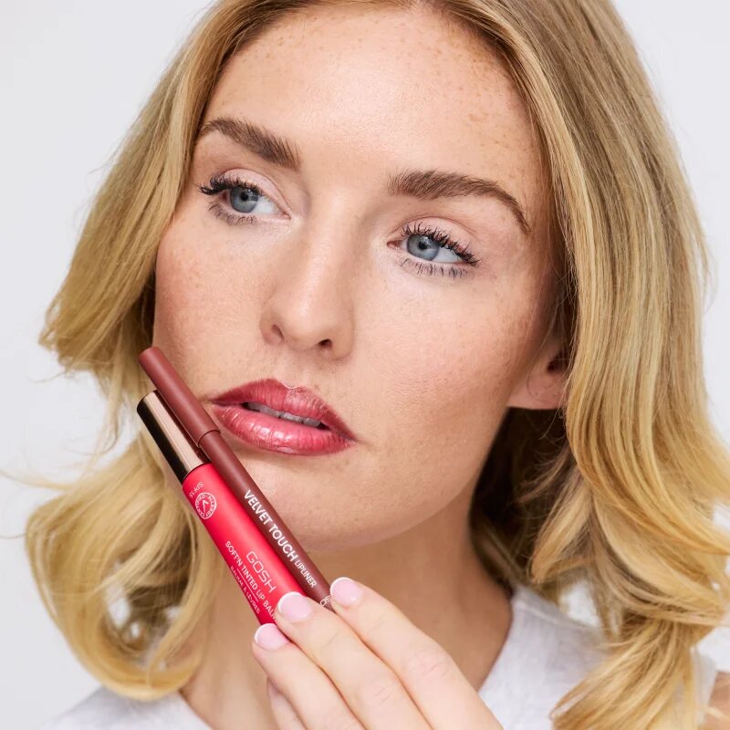 GOSH COPENHAGEN Soft`n Tinted balzam za ustnice za toniranje SPF 15 odtenek 008 Cherry Soda 8 ml