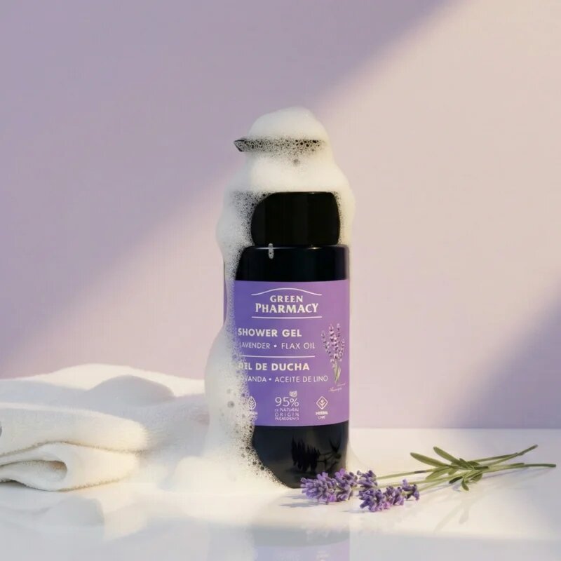 Green Pharmacy Lavender & Flax Oil gel za prhanje 739 ml