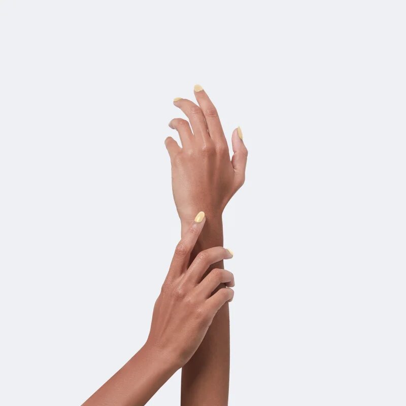Gucci Beauty Vernis à Ongles lak za nohte odtenek 218 Cecilia Ivory 10 ml