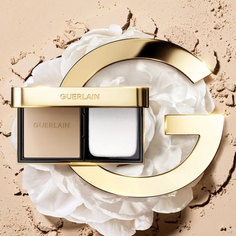 GUERLAIN Parure Gold Skin Control kompaktni matirajoči puder odtenek 1W Warm 8.7 g