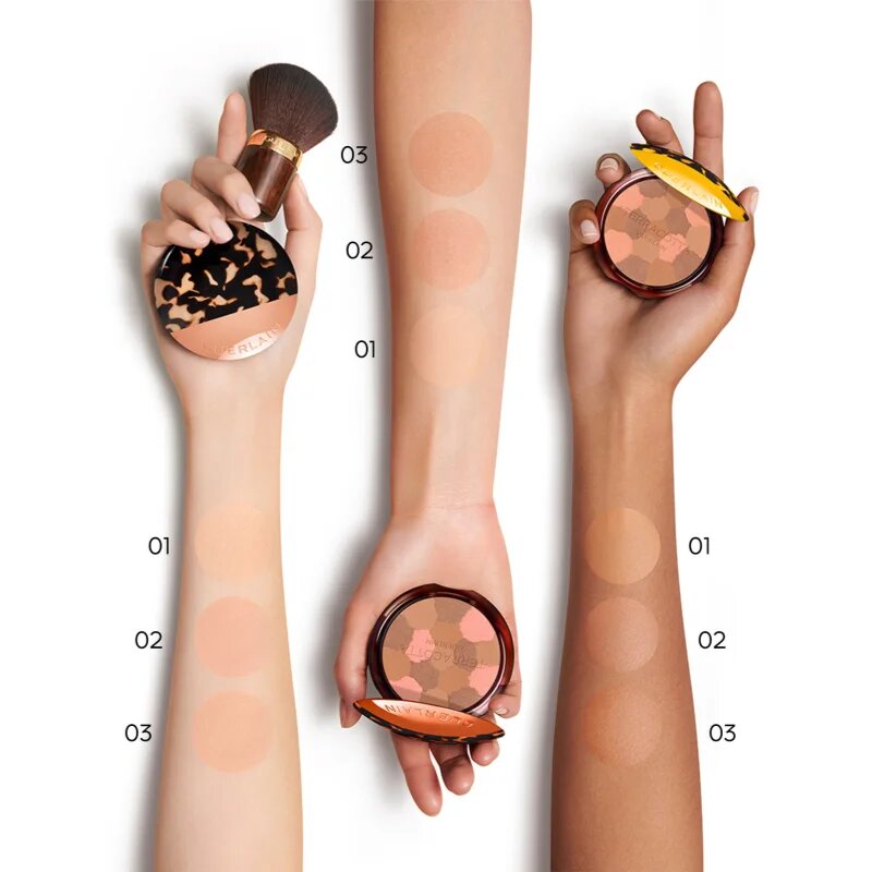 GUERLAIN Terracotta Light posvetlitveni bronz puder omejena izdaja odtenek 03 Medium Warm 10 g
