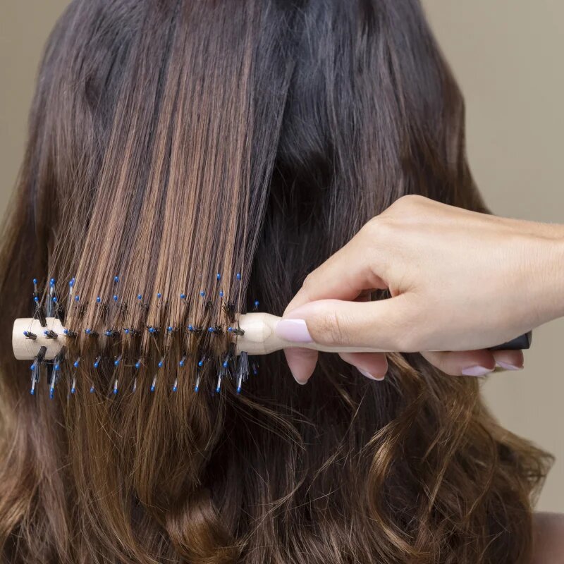 Hair Rituel by Sisley The Blow-Dry Brush N°1 krtača za sušenje las 1 kos