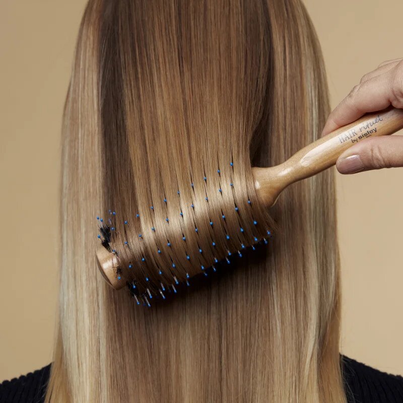 Hair Rituel by Sisley The Blow Dry Brush N°2 okrogla krtača za ravnanje las 1 kos
