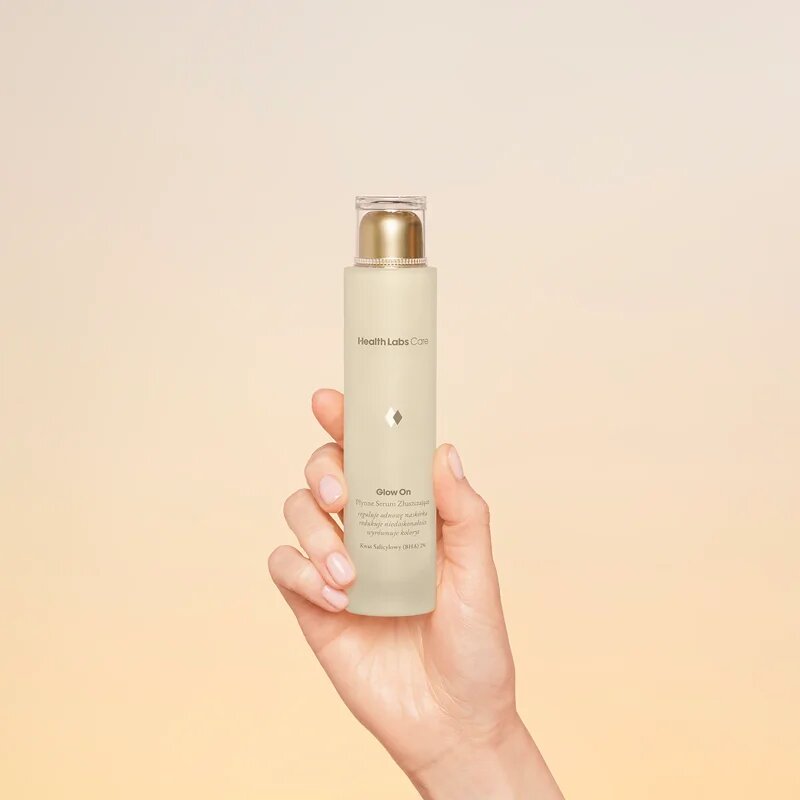Health Labs Care Glow On Body Exfoliating Serum gladilni eksfoliacijski serum z 2 % salicilno kislino 100 ml
