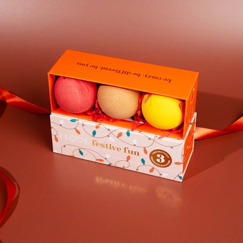 I Love Special Moments Festive Fun kroglica za kopel dišave Cinnamon Pumpkin Spice Gingerbread 3x150 g