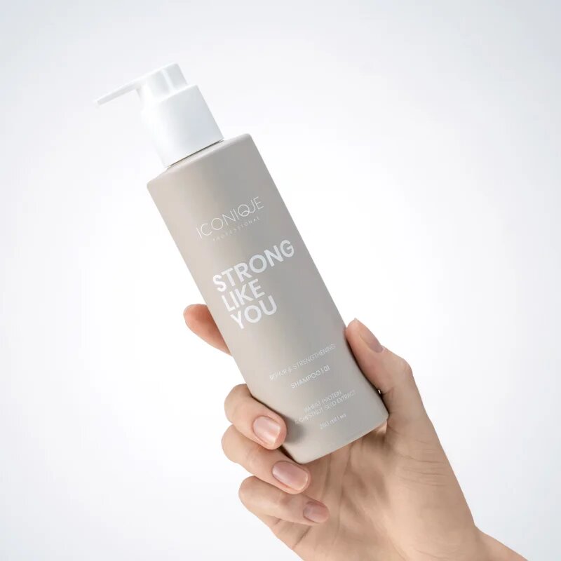 ICONIQUE Professional STRONG LIKE YOU Repair & Strengthening regeneracijski šampon za poškodovane lase 250 ml