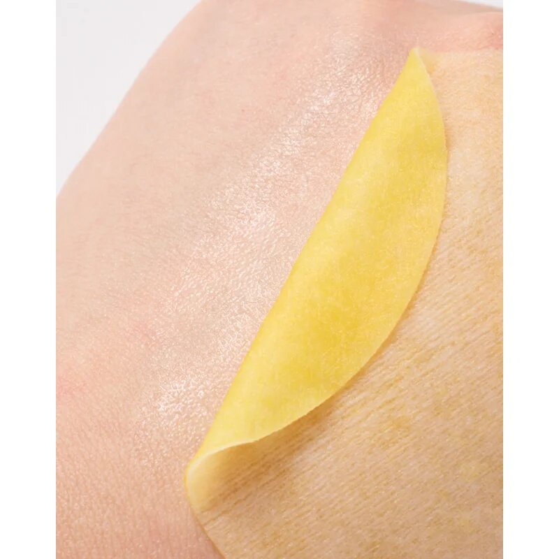 innisfree Green Tea Vitamin C Brightening Toner Pads tonizirajoče blazinice za osvetljevanje kože in hidratacijo 60 kos
