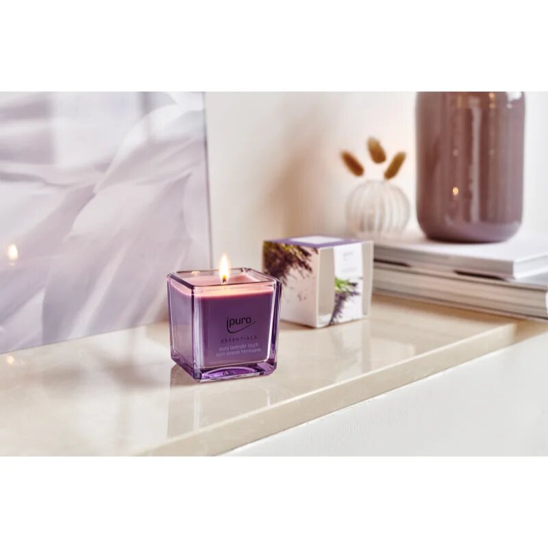 ípuro Essentials Lavender Touch dišeča sveča 125 g