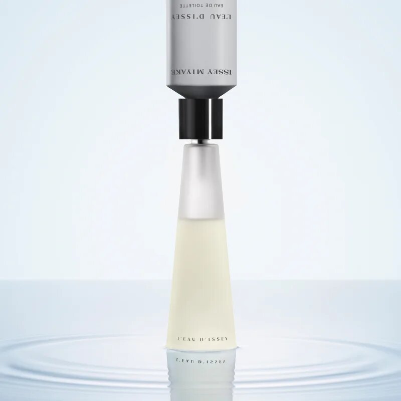 Issey Miyake L'Eau d'Issey toaletna voda za ženske nadomestno polnilo 150 ml