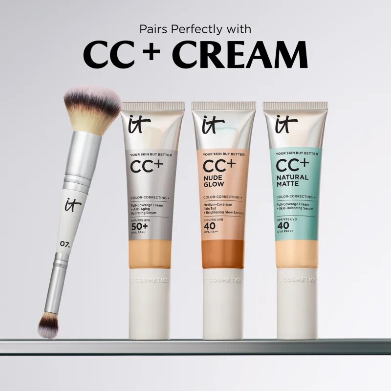 IT Cosmetics Heavenly Luxe Brush čopič za tekoči puder in korektor obojestranski #7 1 kos