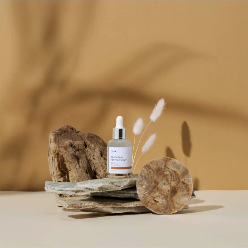 iUnik Black Snail regeneracijski serum proti gubam 50 ml