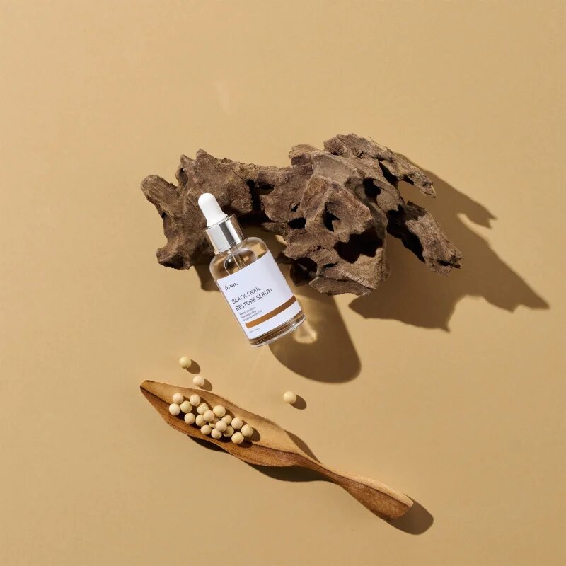 iUnik Black Snail regeneracijski serum proti gubam 50 ml