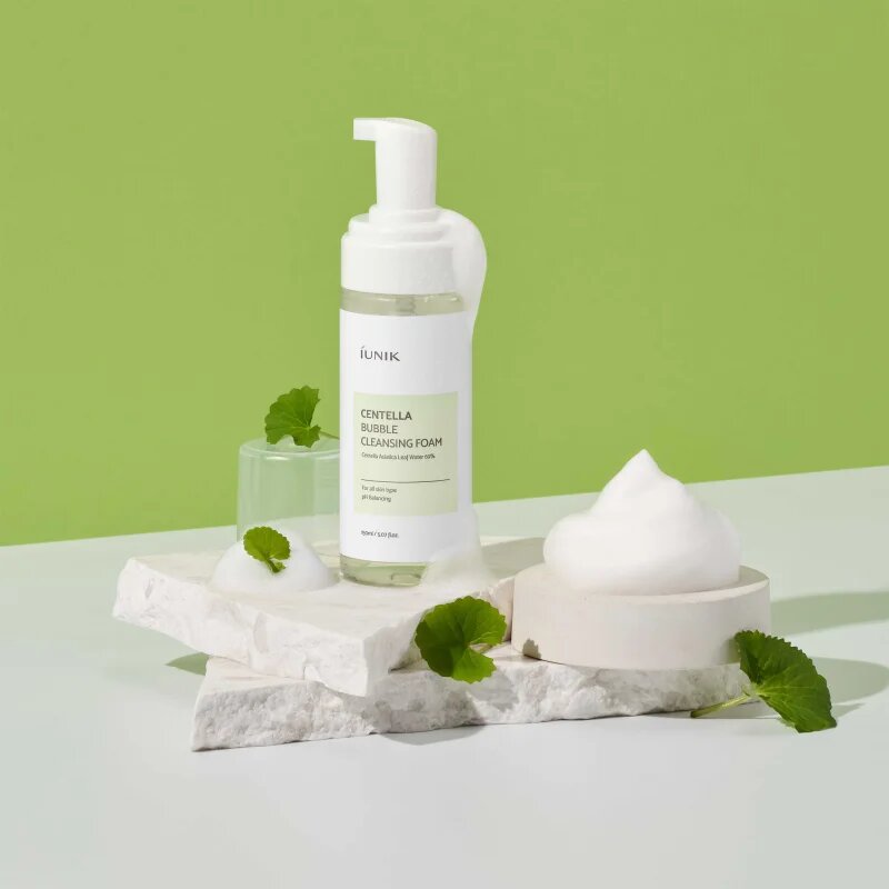 iUnik Centella nežna čistilna pena za občutljivo kožo 150 ml