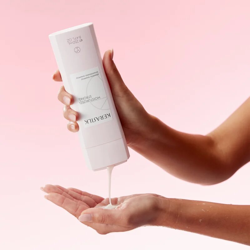 KERASILK Essentials Repairing Shampoo čistilni in hranilni šampon za suhe in poškodovane lase 75 ml