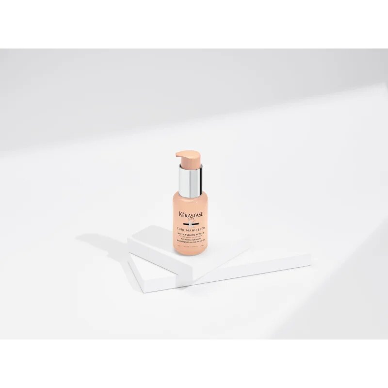 Kérastase Curl Manifesto Huile Sublime Repair hranilno olje za valovite in kodraste lase 50 ml