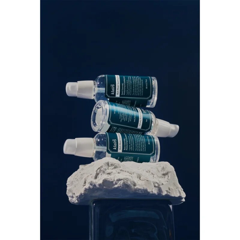 Klairs Rich Moist Soothing Serum pomirjajoči serum za obraz z vlažilnim učinkom 80 ml