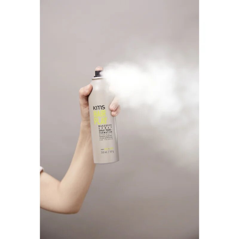 KMS Hair Play Makeover Spray pršilo za lase za osvežitev 250 ml
