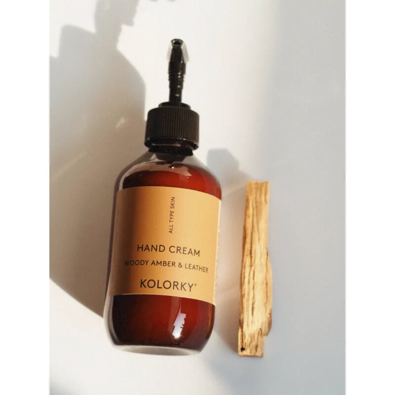 Kolorky Hand Cream krema za roke Woody Amber & Leather 270 ml