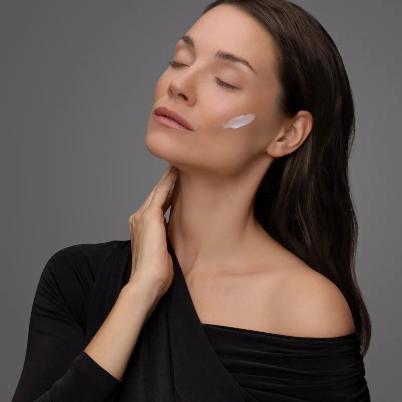 KORIKA Korean Heritage Silk & 8 Types of Hyaluronic Acid Skin Barrier Gel Cream vlažilna in pomirjajoča gel krema 50 ml
