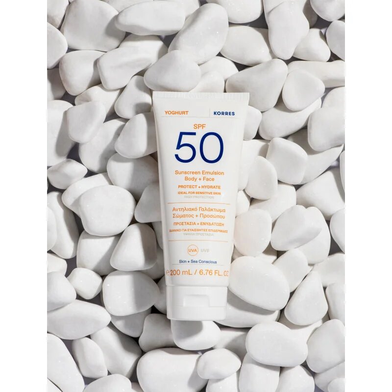 Korres Yoghurt Sunscreen emulzija za sončenje z vlažilnim učinkom SPF 50 200 ml