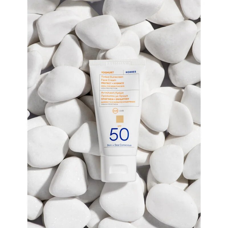 Korres Yoghurt Tinted Sunscreen tonirana krema za sončenje SPF 50 50 ml