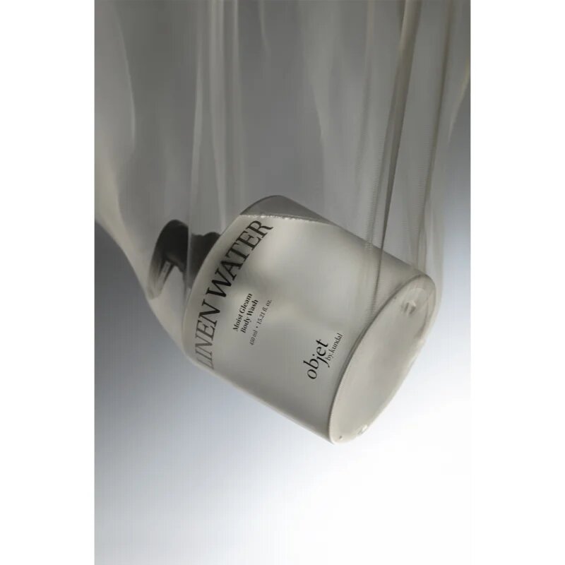 KUNDAL Objet Moist Gleam Body Wash parfumirani gel za prhanje za intenzivno vlažnost z vonjem Linen Water 450 ml