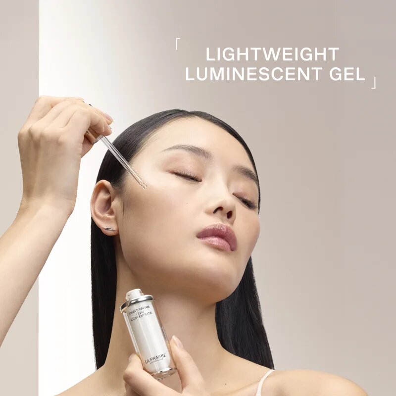 La Prairie White Caviar Light Concentrate intenzivni učvrstitveni serum za posvetlitev in zgladitev kože 20 ml