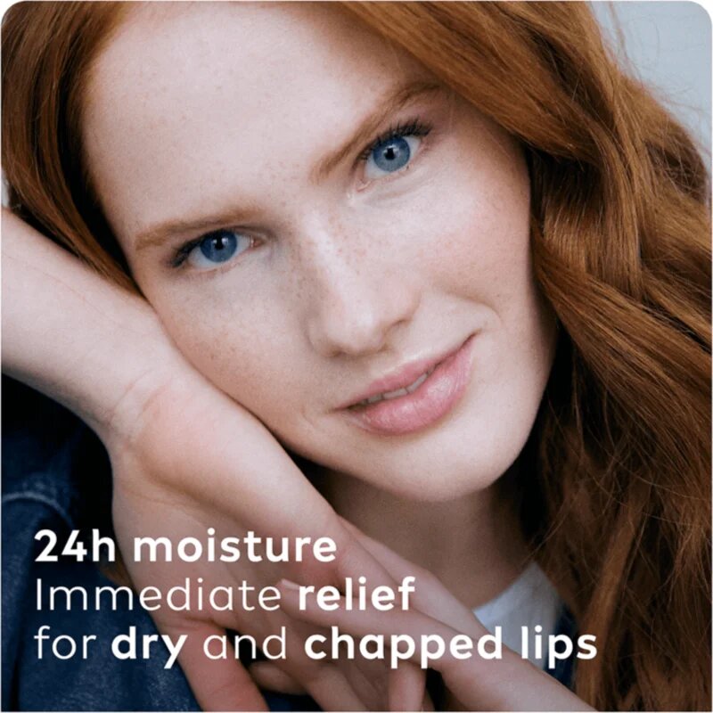 Labello Med Repair balzam za ustnice SPF 15 4.8 g