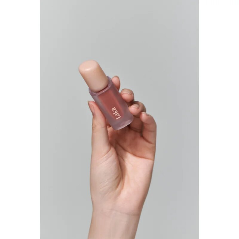 Laka Fruity Glam Tint dolgoobstojni sijaj za ustnice z vlažilnim učinkom odtenek 108 Salty 4.5 g