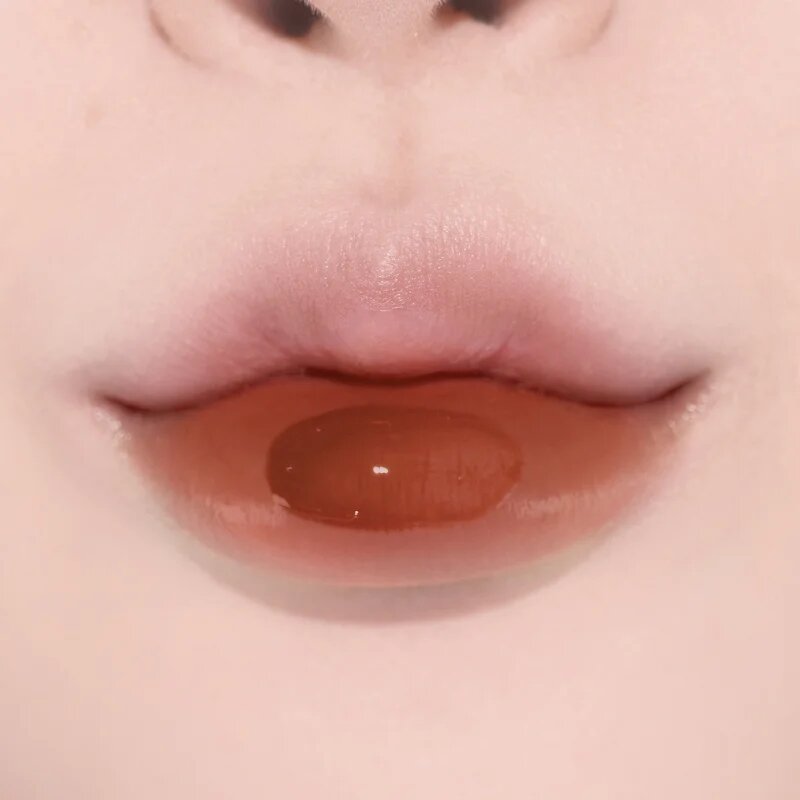 Laka Fruity Glam Tint dolgoobstojni sijaj za ustnice z vlažilnim učinkom odtenek 108 Salty 4.5 g