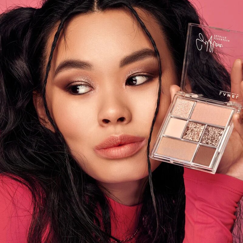 LAMEL Insta Selflove paleta senčil za oči #401 85 g