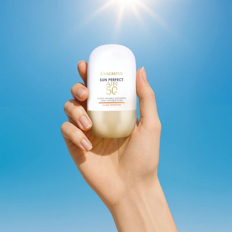 Lancaster Sun Perfect Air 50 Glow Booster ultra lahki zaščitni fluid za utrujeno kožo SPF 50 40 ml